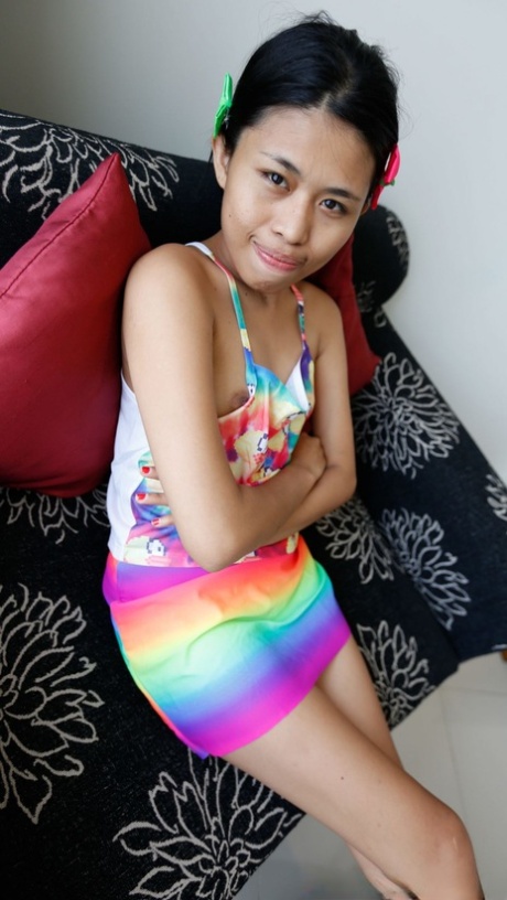petite asian sexy nude pictures