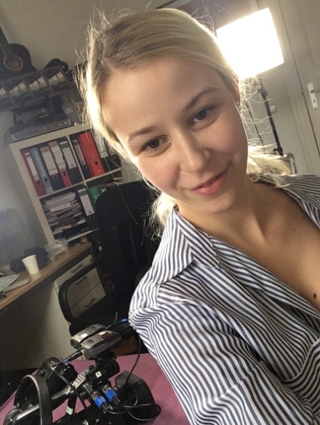 amateur teen selfie nice pics