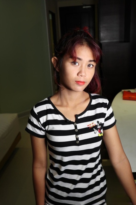 petite asian hot sexy photos