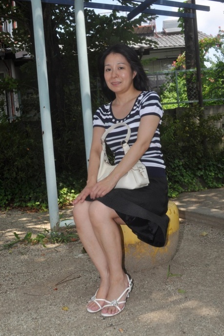 mature granny free sexy photos