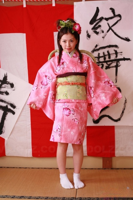 asiatiska strumpor nakenbilder gratis bilder