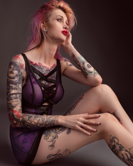 lipstick hot sex archive