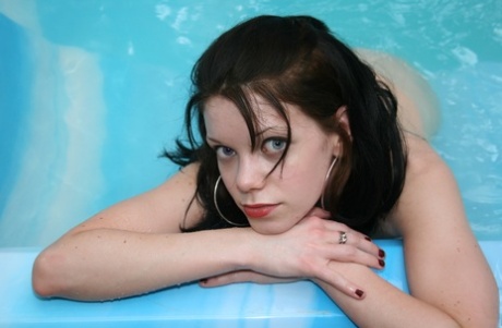 brunette blue eyes pornos images