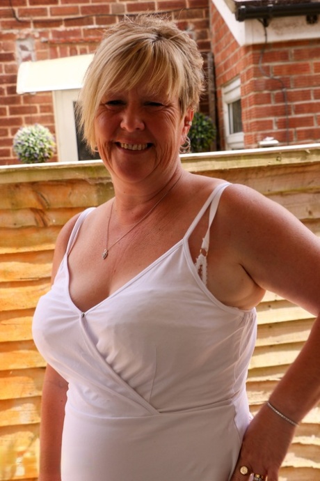 bbw cougar beautiful photos