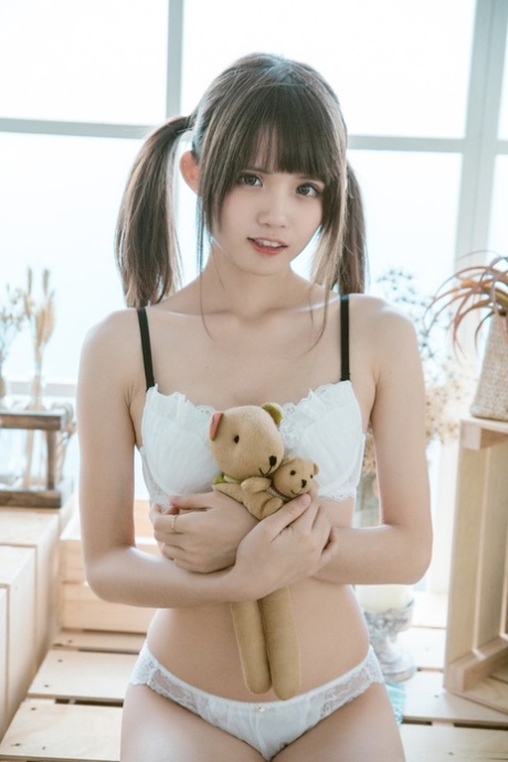 petite teen free pics