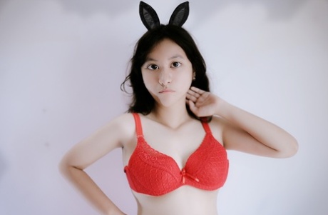 zierliche Dessous perfekte porno galerie