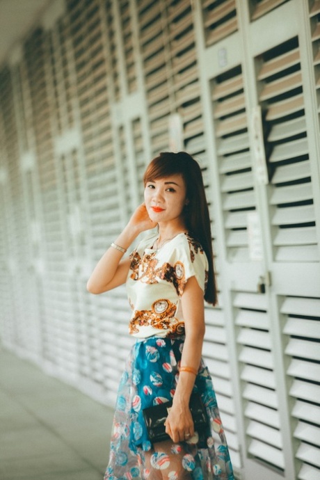 asian dress free nude pictures