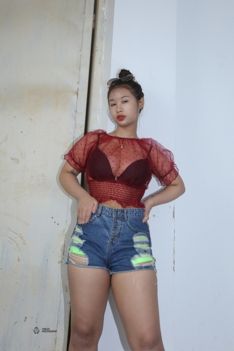 asian shorts porno pictures