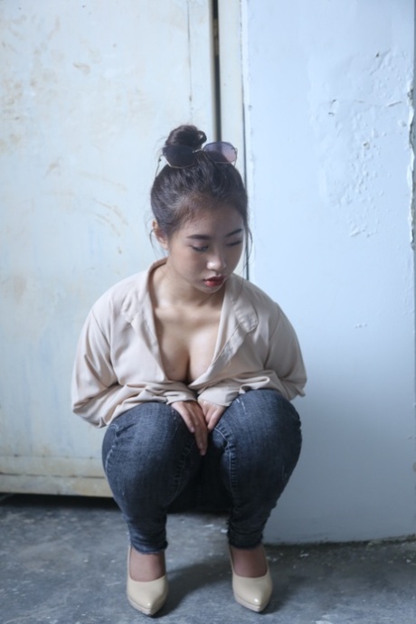 adolescente asiática solitaria sexo hd galerías