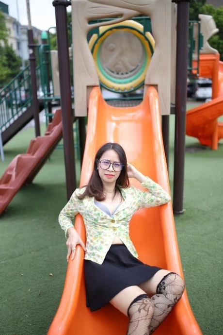 asiatisk offentlig xxx art billede