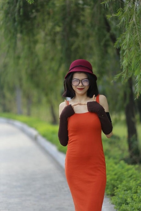 brunette glasses hd photo