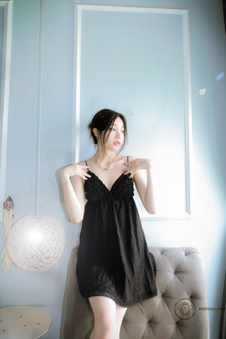 bella asiatica pornografico per adulti archivio