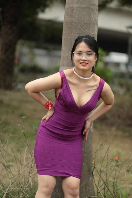 downblouse nude images