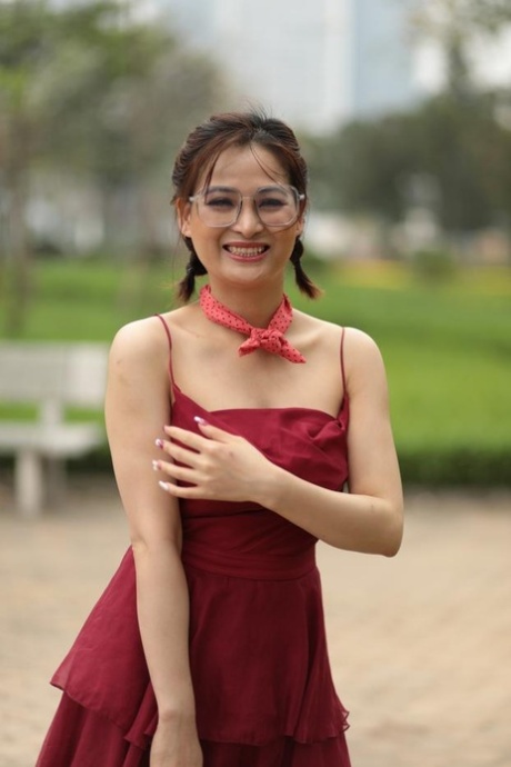 nerdy glasses hot sexy photos