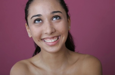 cute face hot naked pictures