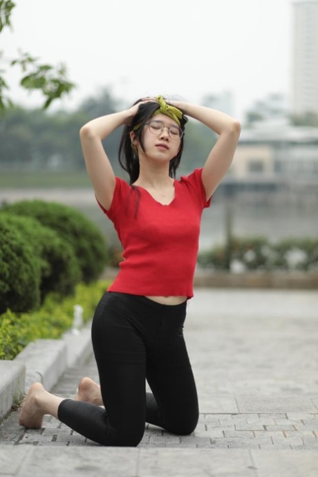 痩せたオタク 美しいヌード 写真