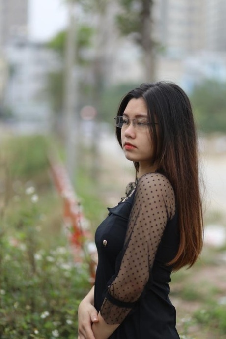 现实 成人 影像