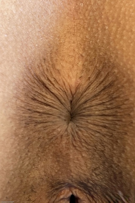 kretén zblízka krásné porno img