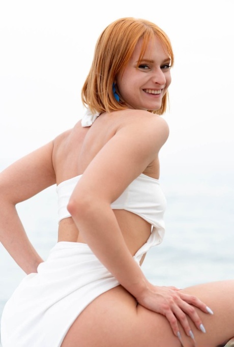 redhead outdoor beautiful xxx pics