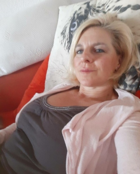 milf selfie porno img