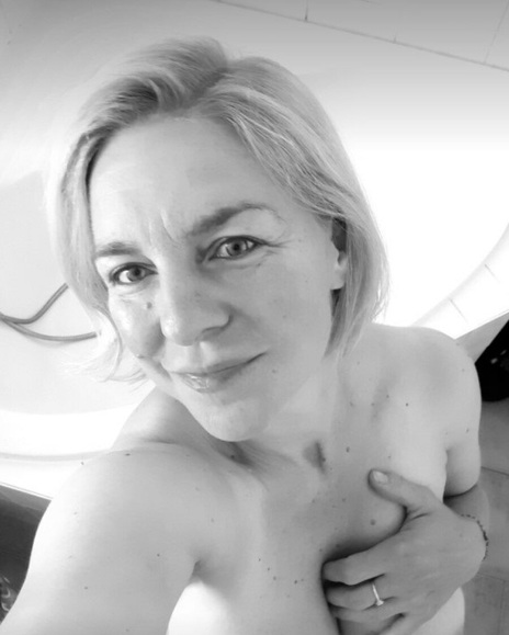 milf selfie nudes picture