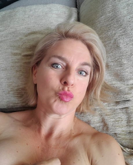 milf selfie free sex galleries