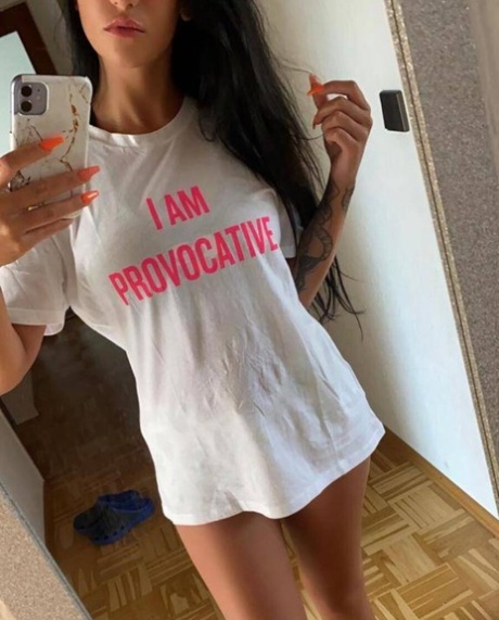 spegelselfie perfekt naken bilder