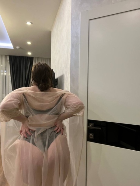 chubby pawg art naked img