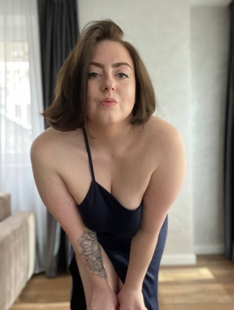 morena con curvas sexy alta definición galería