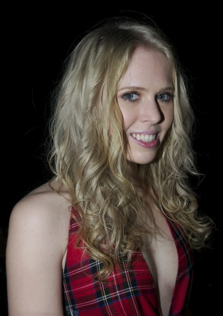 Sarah Jane Ceylon sexy star pic