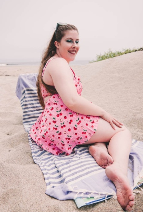 beach feet hot sexy images