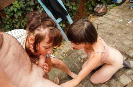 vieja mamá desnudos superiores galerías