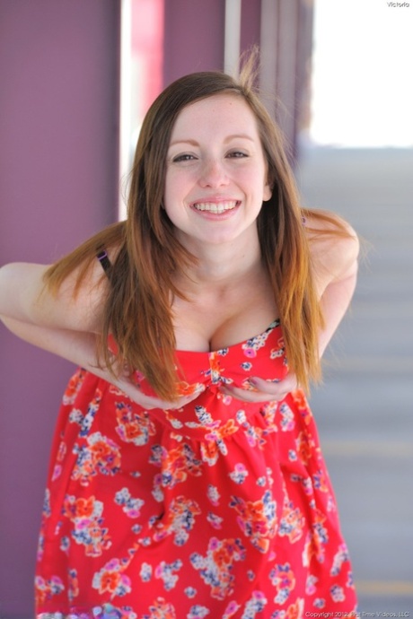 Victoria Voss star adult images
