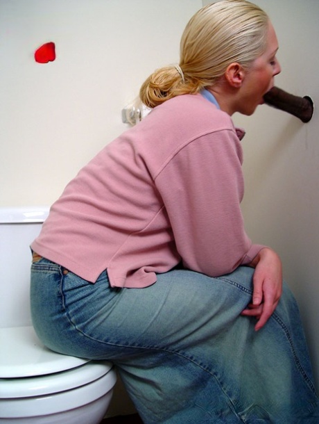 gloryhole free sex pic
