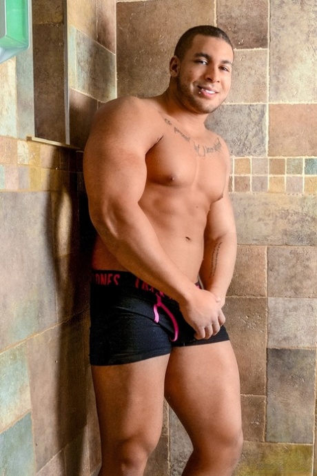 gay shower hd archive