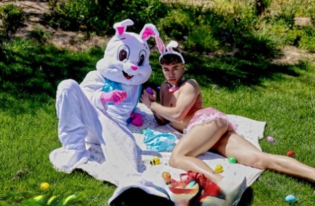 gay outdoor free sexy galleries