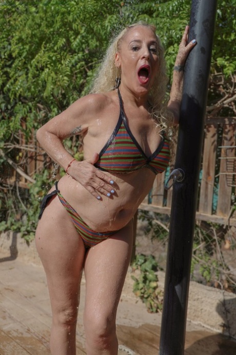 amatérské bikiny vysoce kvalitní pornografii archiv