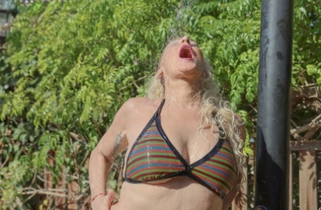 女性健美运动员 美麗的裸體 圖片