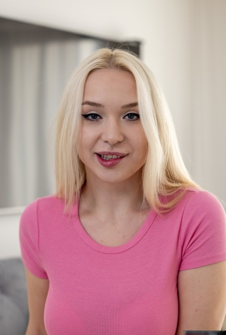 solo female beautiful porn picture