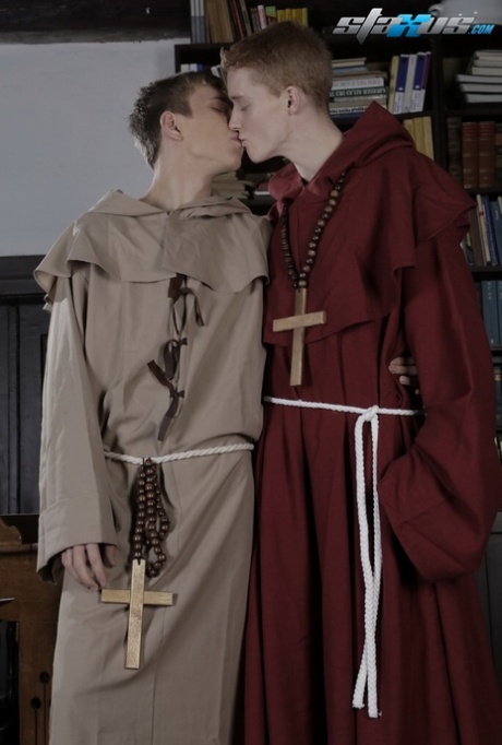 gay líbání krásná sexy img