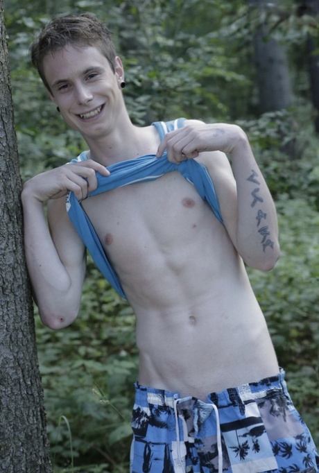 gay outdoor free sex gallery