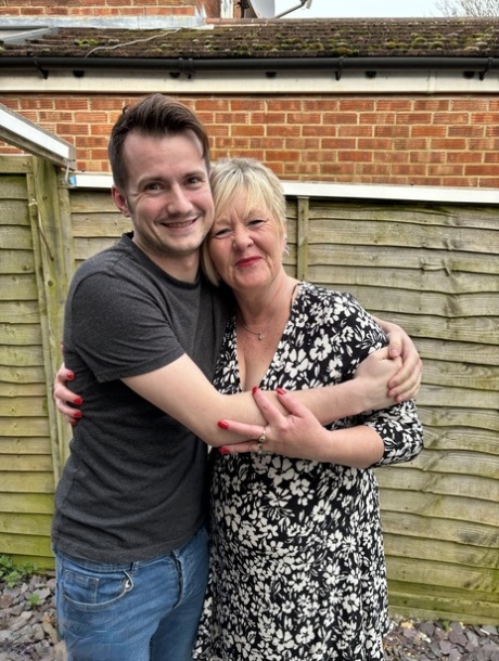 brittisk mormor nakenbilder gratis samling