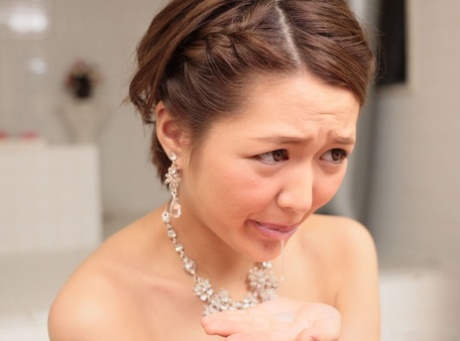 japanese milf beautiful photos
