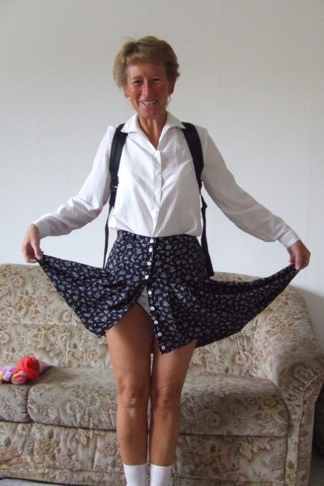 Granny Pics Galleries
