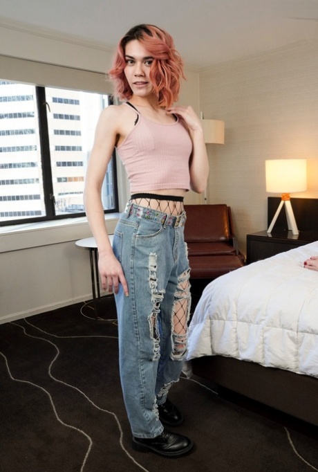 shemale jeans exclusive picture
