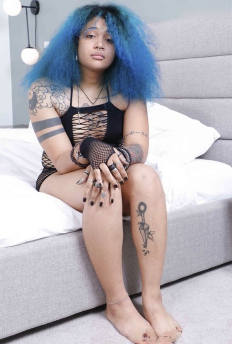 ebenholts ladyboy vacker hög kvalitet bild