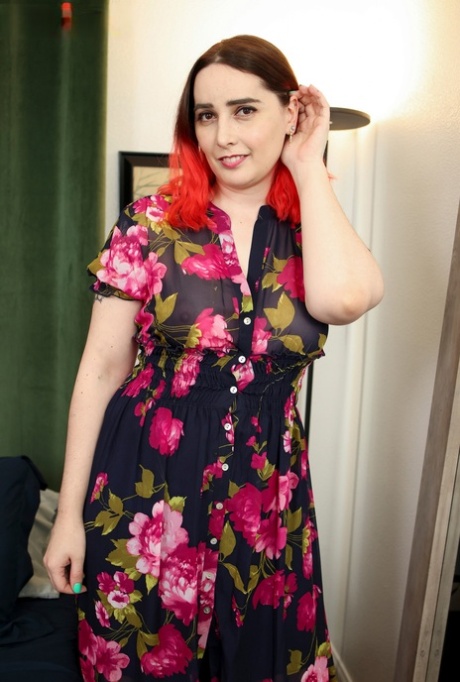 redhead shemale xxx photos
