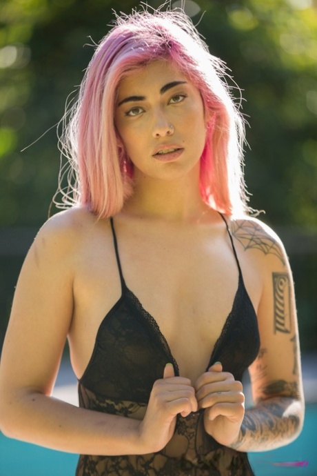 pink hair hd img