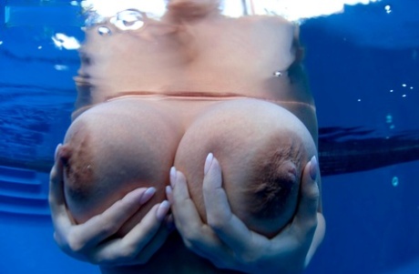 piscine exclusif xxx archive