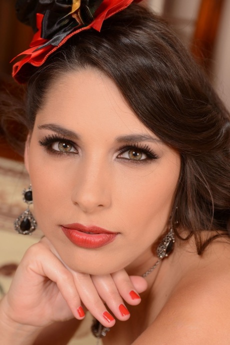 pretty face free porn img